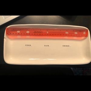rae dunn hard to find platter